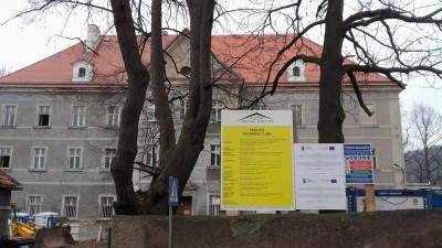 Remont pałacu w Sobieszowie